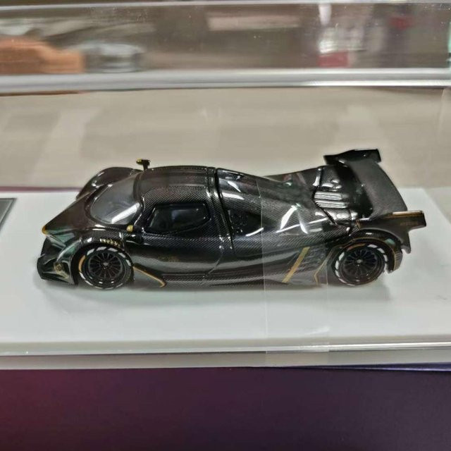 LMF Devel 16 Supersportwagen, Automodell, 1:64, ab 14 Jahren - Bild 1