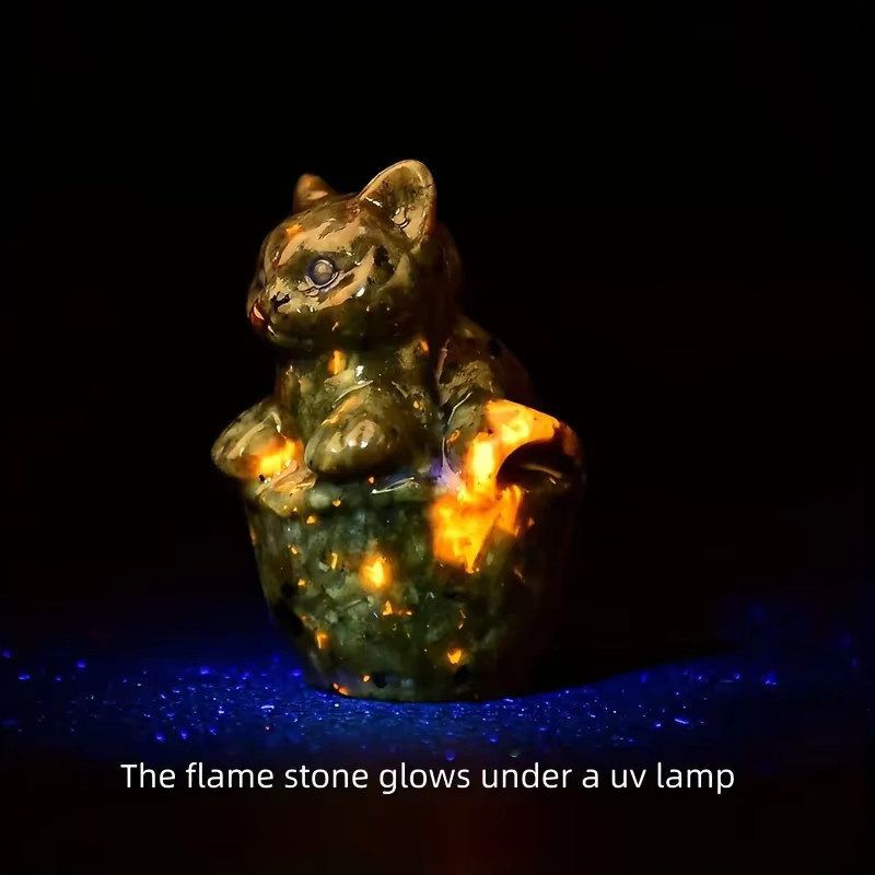 Kristallgeschnitzte Katze aus Labradorit als dekorative Tierstatue und Worry Stone - Bild 3