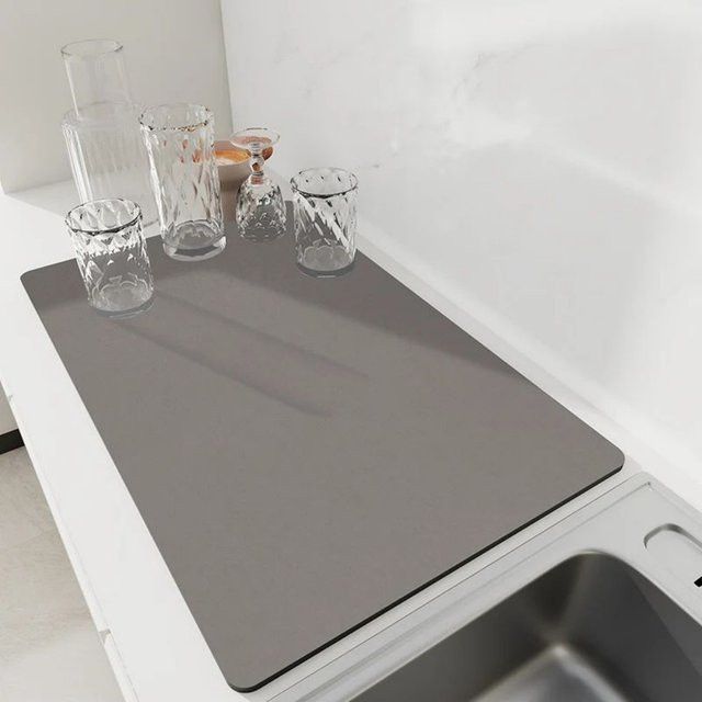 VIKAMA Anti-Rutsch-Matte für die Küche – Saugfähige und rutschfeste Matte für Küchenutensilien und den Wasserhahn - Bild 1