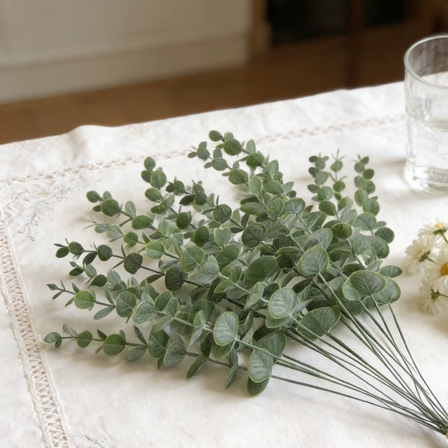 HUAFENFEN Künstliche Eukalyptusblätter in Mehrfarbig und Grün für Hochzeits-Brautstrauß, Tisch-Deko und DIY-Geschenke - Bild 2