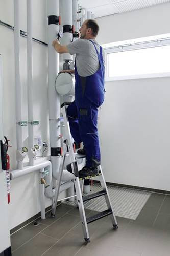 MUNK Günzburger Steigtechnik Aluminium Stehleiter Silber mit 8 Stufen und 4m Arbeitshöhe - Bild 1