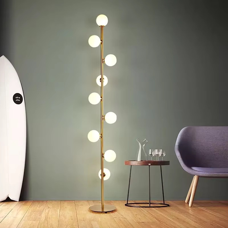 Moderne LED Stehleuchte ZYZAO in Gold/Messing für Wohnzimmer und Schlafzimmer - Bild 2