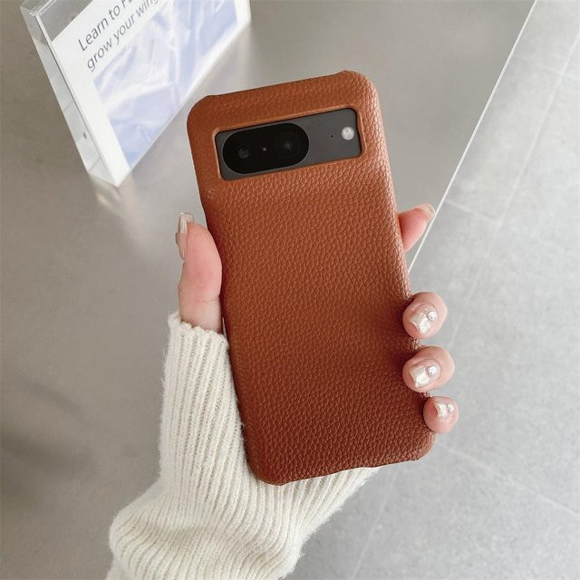 Stoßfeste Handyhülle aus Leder mit Lychee-Muster für Google Pixel 8, 7, 6 Pro, 7A, 6A und 8 Pro in Braun - Bild 1