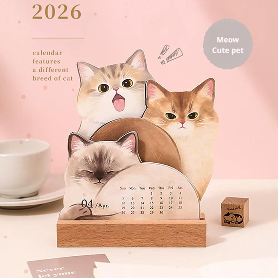 Tischkalender 2026 mit Cartoon Hund und Katze als Monatsplaner inklusive Holzsockel, Mehrfarbig - Bild 1