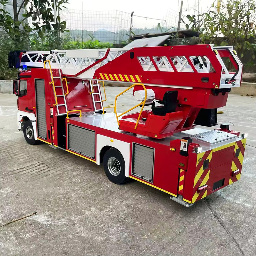 TOUCAN RC HOBBY Feuerwehrauto, RC Modell, 1:14, Metall Chassis, ferngesteuert - Bild 4