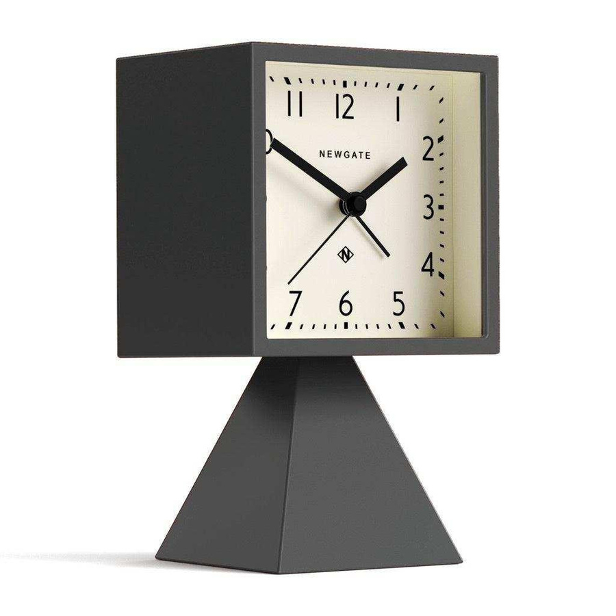 Newgate Brian Tischuhr in Grau, analoge quadratische Wecker im nostalgischen Design mit Silent-Funktion - Bild 1