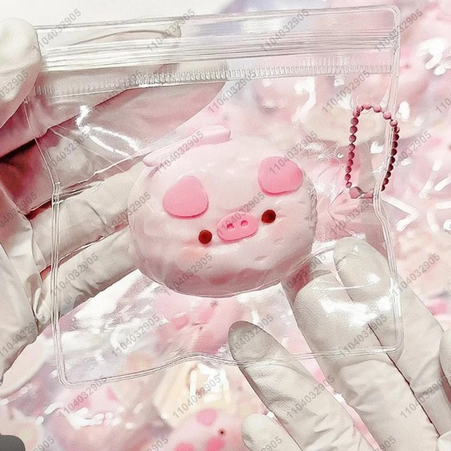 Kleines Schweinchen Taba Squishy, Silikon, gray - Bild 1