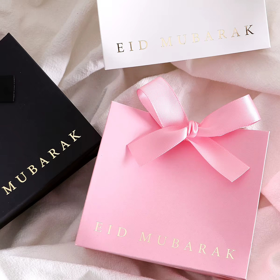 10 Stück Eid Mubarak Mini-Geschenkboxen aus Papier, laminiert, mit elegantem Band, Farben: Schwarz, Weiß und Rosa, B/T/H: 11,5 x 10 x 4,5 cm - Bild 2