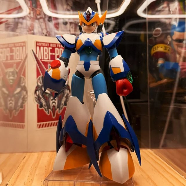 Bandai Mega Man X Max Rüstung, Bausatz, Actionfiguren, Desktop-Ornament - Bild 1