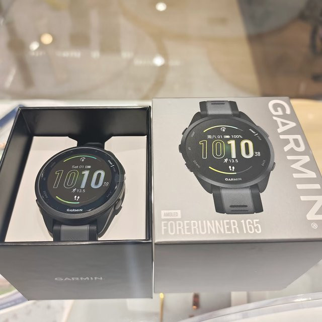 Garmin Forerunner 165 Laufuhr in Schwarz mit Blutsauerstoffsensor und Schrittzählung - Bild 1
