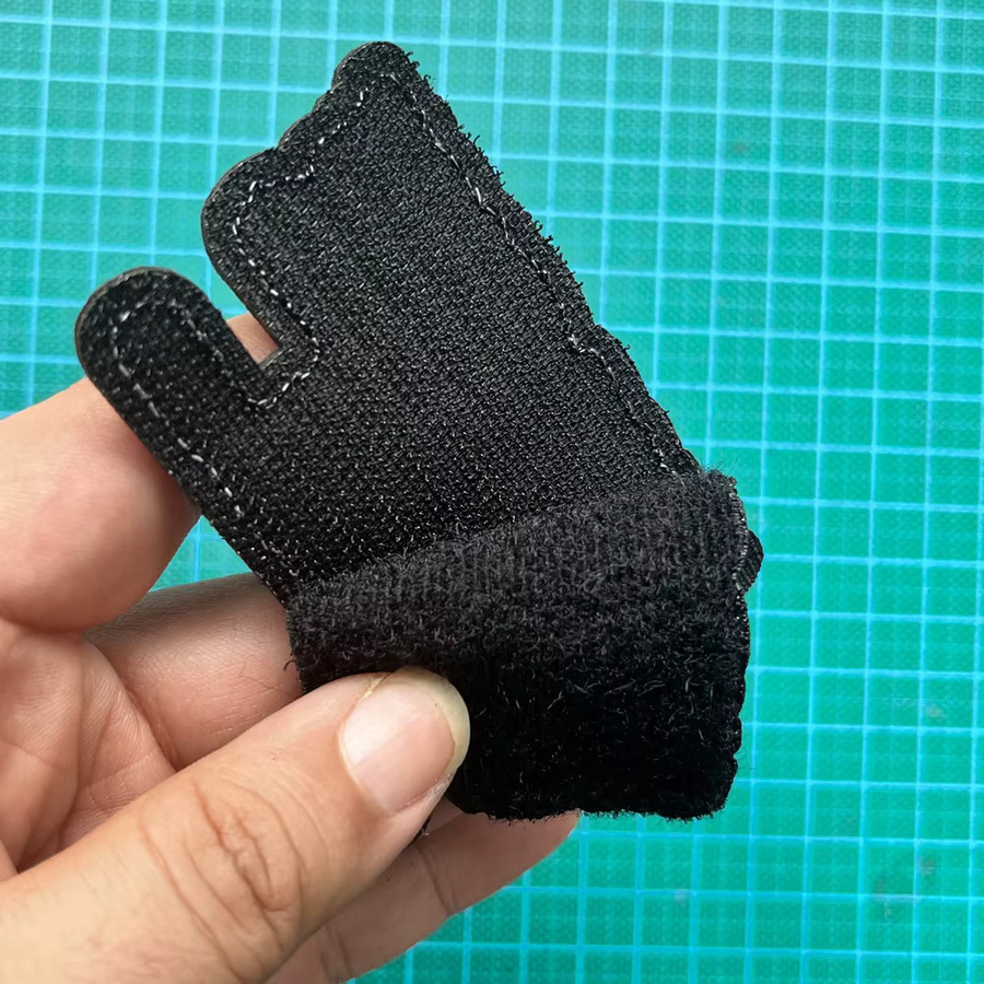 Taktisches Klett-Patch mit lustigem Meme-Motiv als gesticktes Moral-Abzeichen in Schwarz für Outdoor-Ausrüstung und Molle-Rucksäcke - Bild 2