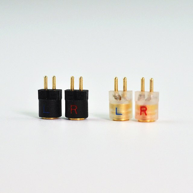 MMCX auf 0,78 mm Kopfhörerkabel Adapter in Schwarz mit 3,5 mm Klinkenstecker für dein Audio-Zubehör - Bild 1