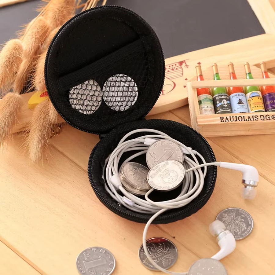 Ockkic Tragbares EVA Kopfhörer Etui in Schwarz mit Aufbewahrung für USB-Kabel und Zubehör - Bild 2