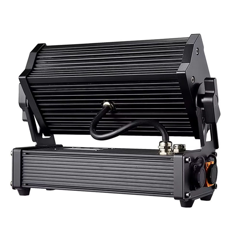 Yuer 4er-Set RGBW LED Outdoor Floodlights mit DMX-Steuerung, IP65 wasserdicht, Schwarz, für Wand- und Stroboskop-Effekte bei Events und Partys - Bild 3