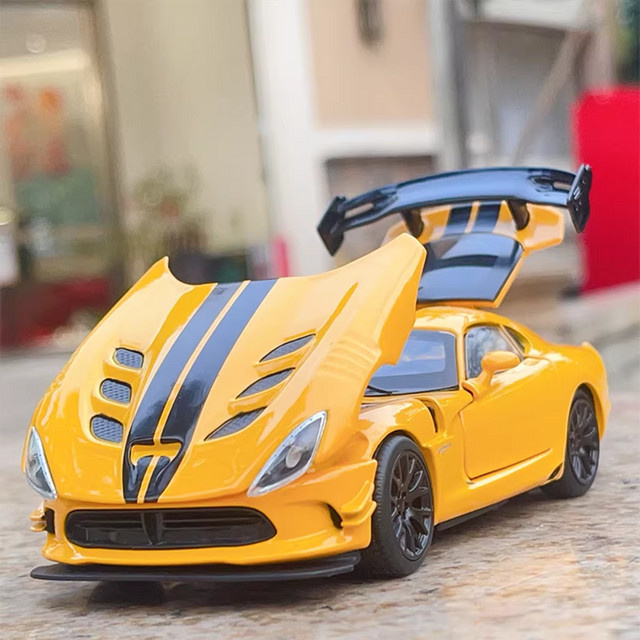 MAKEDA Viper Tomahawk Spielzeug-Supercar-Modell, 1:32, Metalldruckguss, mit Licht und Sound - Bild 1