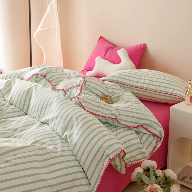 Tröster Bettwäsche-Set INS Mädchen gestreift aus weicher gewaschener Baumwolle, Farbe: Pink, B/H: 150 x 200 cm, 4-teilig - Bild 2