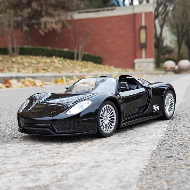 Linyi toy car 918 Spyder Roadster, Modellauto, 1:18, Metall, Braun - Bild 1