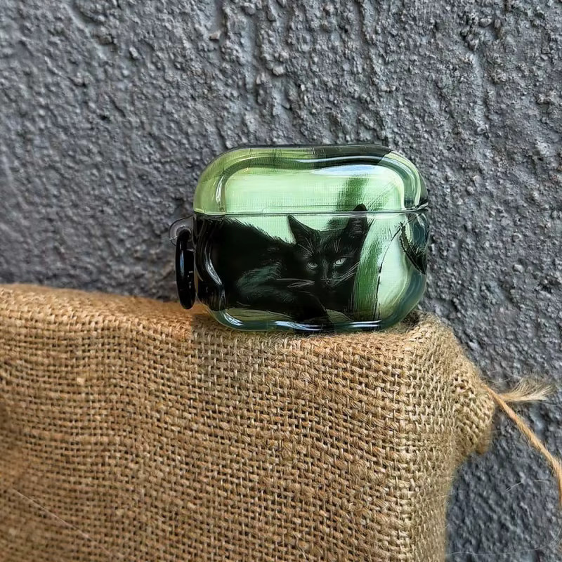 Glänzende Katzenkopfhörerhülle in Mintgrün und Schwarz für Apple AirPods (kompatibel mit AirPods 1, 2, 3, 4, Pro, Pro 2, Pro 3) inklusive schwarzem Schlüsselring - Bild 3