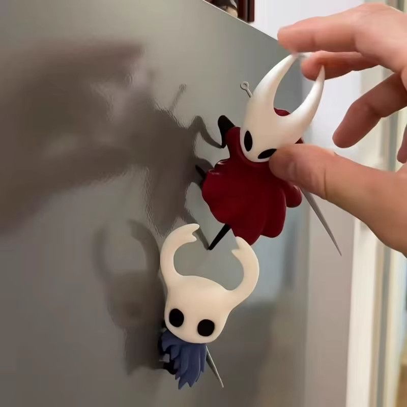 HEROCROSS Hollow Knight Silksong Hornet Spielcharakter Kühlschrankmagnet und Desktop-Ornament in Blau - Bild 3