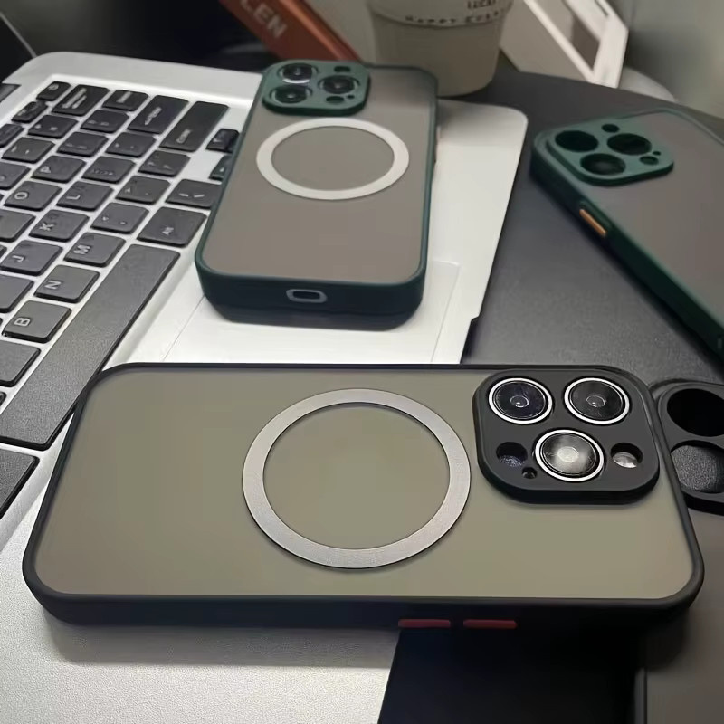 Stoßfeste Schutzhülle für iPhone 16 und iPhone 16 Pro Max mit Magnetfunktion und mattiertem Design in Grün - Bild 2