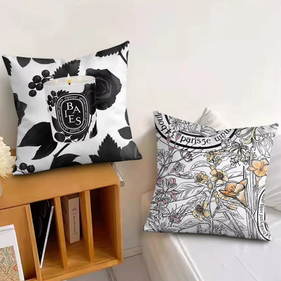 D-Diptyques Kissenbezug aus Kurzplüsch mit floralem Design in Weiß, B/B/H: 30 x 30 x 30 cm - Bild 2