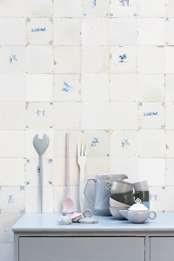 Studio Ditte Tapete Tiles in Weiß und Blau, geometrisches Vintage-Design, Non-Woven, Breite: 48,5 cm, Höhe: 280 cm - Bild 1