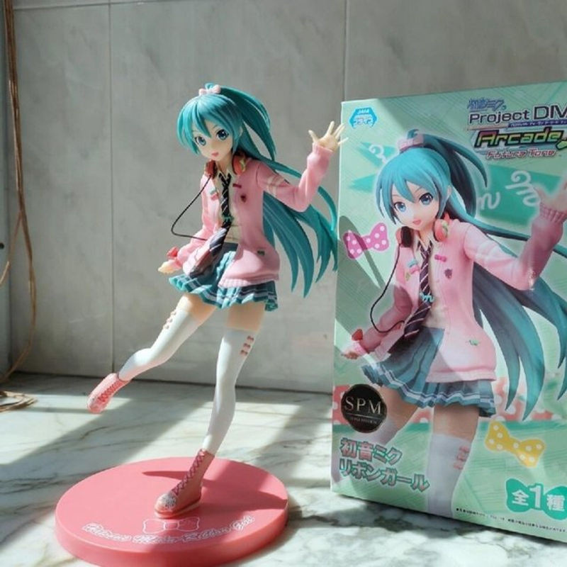 Sega Hatsune Miku DIVA Anime Actionfigur aus Kunststoff, mehrfarbig - Bild 1