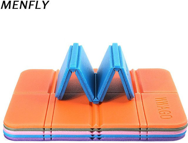 MENFLY Klappmatte Sitzkissen aus XPE, wasserdichtes und ultraleichtes Picknickkissen für Camping und Strand, Farbe: Pink - Bild 1