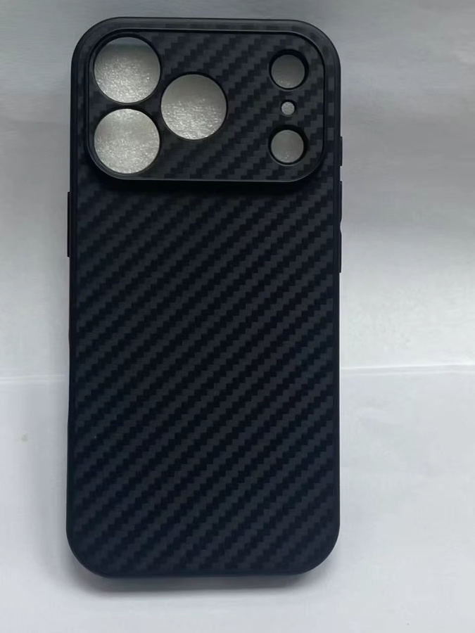 Stoßfeste Handyhülle im Kohlefaser-Texturmuster für Apple iPhone 17, 16, 15, 14, 13, 12, 11 Pro Max, XS, XR in Schwarz - Bild 1