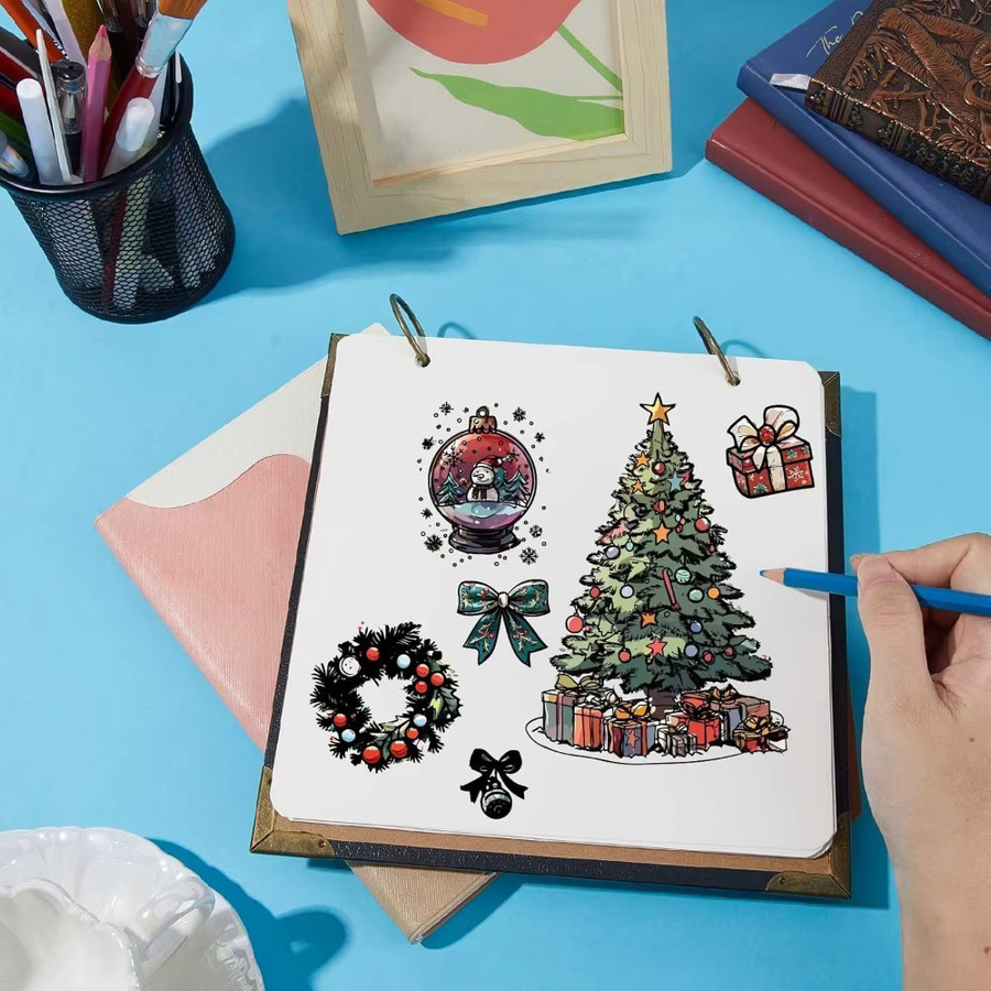 2er Set transparente Silikonstempel Frohe Weihnachten mit Motiven wie Weihnachtsbaum, Schneemann, Kränzen, Kerzen und Schleifen zur Wiederverwendung - Bild 3
