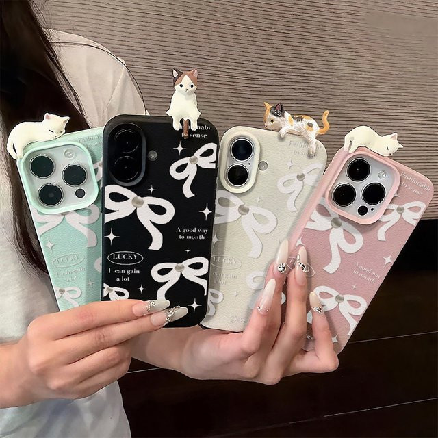 Stoßfeste iPhone Schutzhülle aus Leder mit weißer Schleife und süßem 3D-Katzen-Design für Apple iPhone 11 bis 17 Pro Max Modelle, Farbe: Weiß - Bild 1