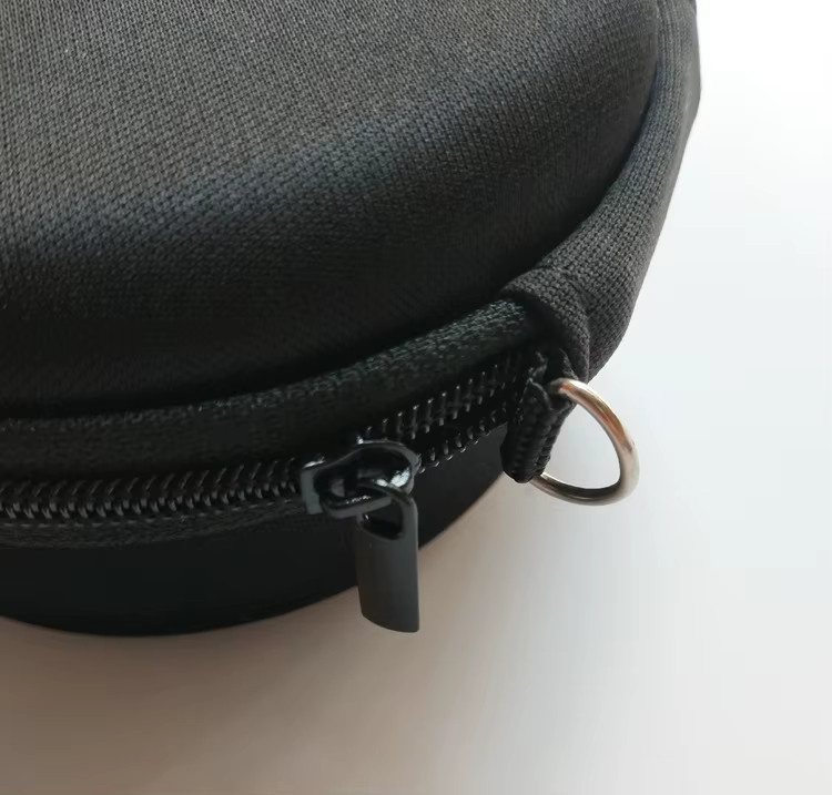 KOSS Reise-Kopfhörer-Tasche für Porta Pro PP in Schwarz - Bild 3