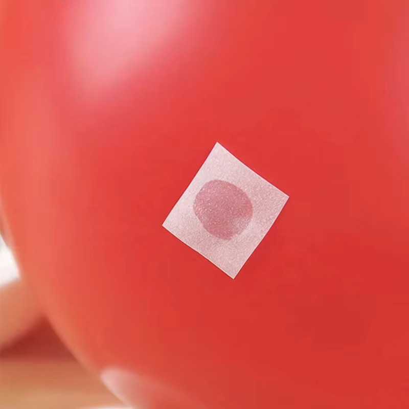 Doppelseitiges Klebeband mit transparenten, abnehmbaren Klebepunkten für DIY-Bastelarbeiten und Dekorationen - Bild 2