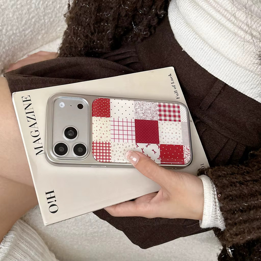 Handyhülle im Retro-Design mit Spleißmuster, Gitter, Blumen und Schleifen für iPhone 17 16 15 14 Pro Max, rot/mehrfarbig - Bild 6