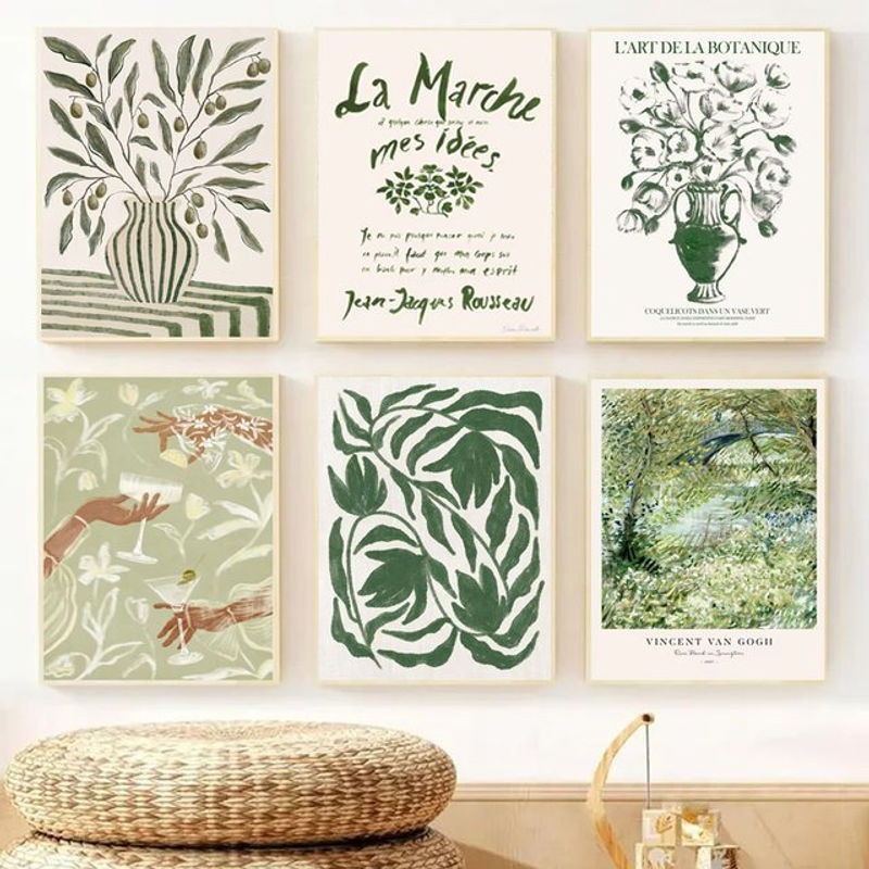 Boho Abstrakte Mädchen mit Cocktail und Vase Leinwandbild im Hochformat, Mehrfarbiges Wandbild mit floralen Elementen für dein Wohnzimmer Dekor - Bild 1