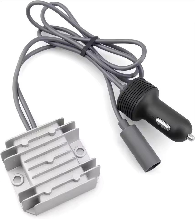 GYVRM 12-V-Netzteil mit Zigarettenanzünder-Stecker und Konverterkabel für 12-24 V auf 30 V, 3,5 A, DC 5,5 x 2,1 mm, Farbe: Silber - Bild 2
