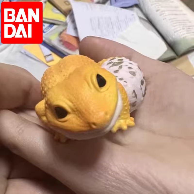 Bandai Tierfigur Eublepharis Macularius und Ambystoma Mexicanum in Gelb aus Kunststoff und Kunstharz als Tischdekoration - Bild 1