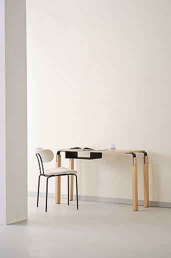 Jotex Schreibtisch TÅGABORG in Esche, modern, B/T/H: 110 x 45 x 75 cm - Bild 1