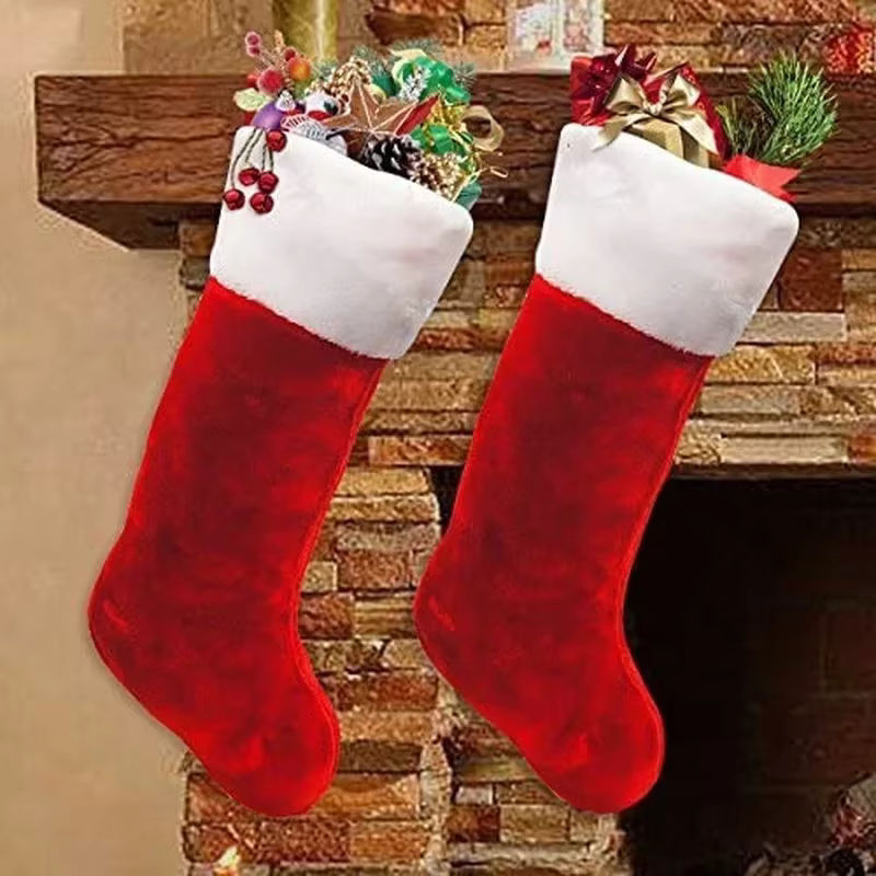 Weihnachtsstrümpfe in Rot und Weiß mit Plüschmanschette zur Dekoration für deinen Kamin, Höhe: 42 cm - Bild 4