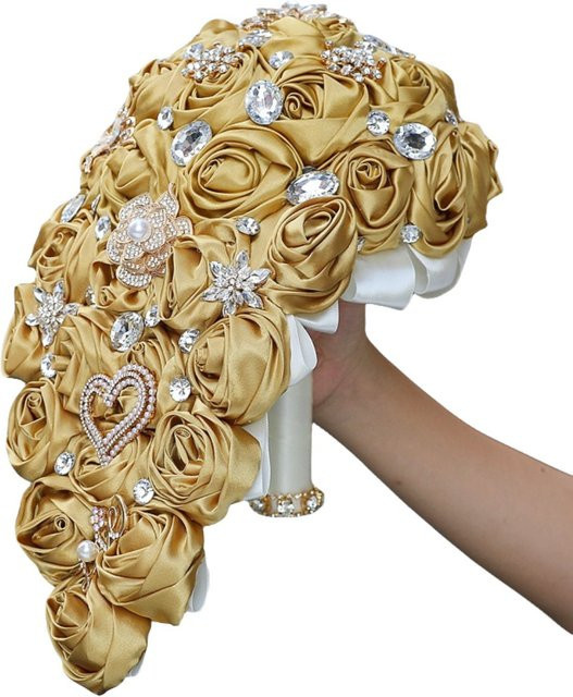 Künstlicher Brautstrauß von IVINLA in Gold und Elfenbein mit Satin-Rosen im Wasserfall-Design - Bild 1