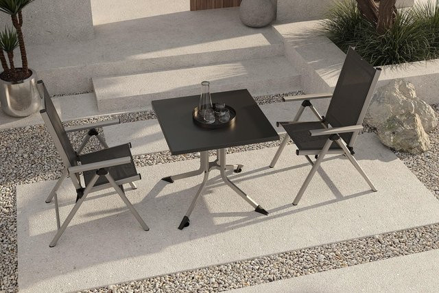 Kettler BasicPlus Pro Balkon-Set aus Alu und Textilene in Silber/Anthrazit mit Tisch (Breite: 80 cm, Tiefe: 80 cm) und 2 Klappstühlen - Bild 1