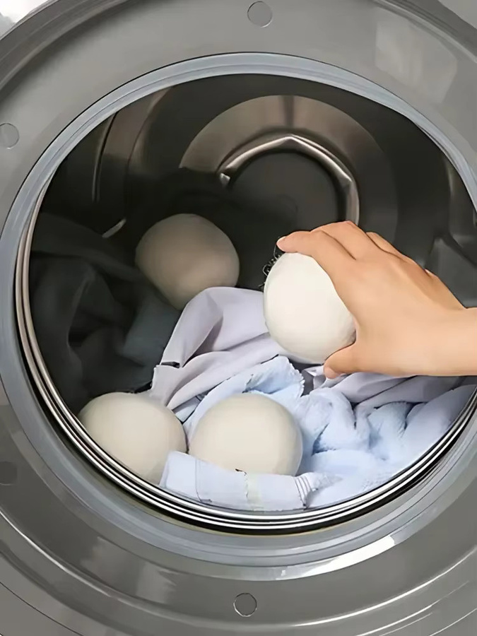 6 Stück Woll-Trocknerbälle aus Naturfasern in Weiß zur Wäschepflege und Antistatik für deinen Haushalt - Bild 4