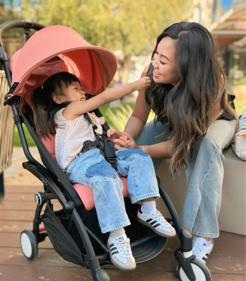 Stokke YOYO³ Travel Buggy faltbares Gestell in Schwarz / Ginger ab 6 Monaten - Bild 7