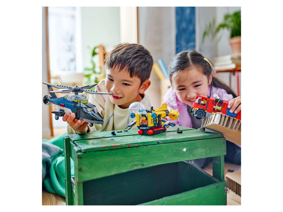 LEGO City Kombinationsset mit Hubschrauber, Löschauto und U-Boot - Bild 5