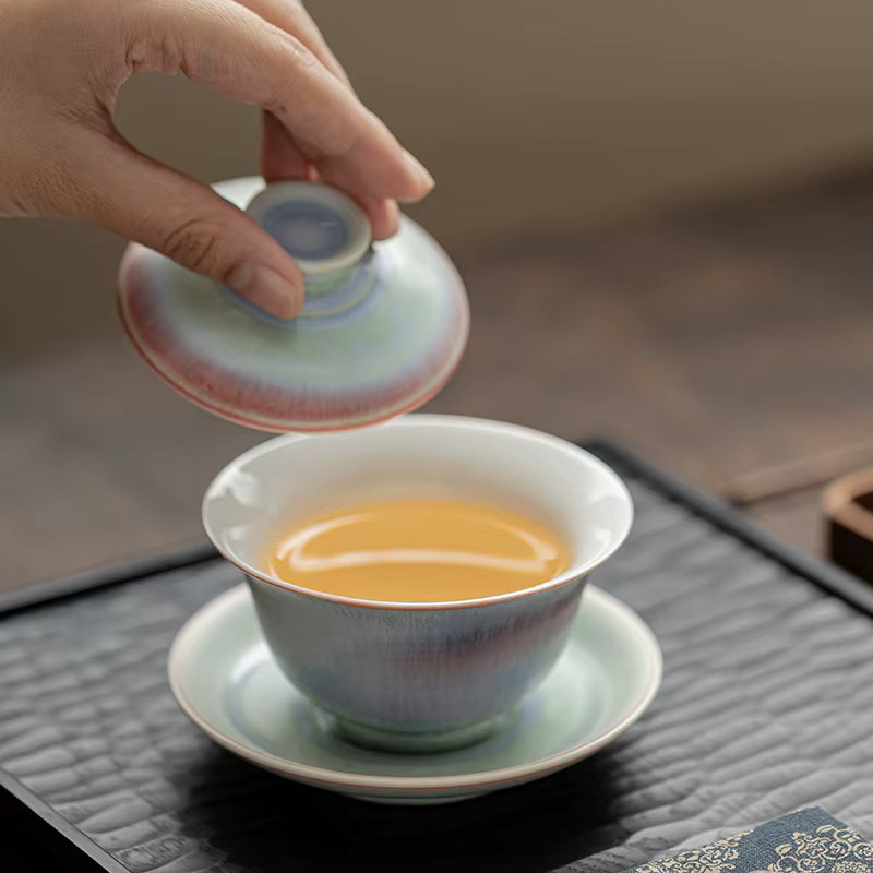 Traditionelle Sancai Gaiwan Teeschale aus Keramik mit Rot-Blau-Glasur, 150 ml - Bild 2