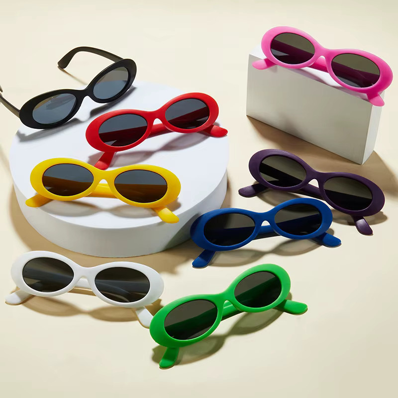 CHUYONG Sonnenbrille, Kids, Oval, Vollrand, Kunststoff, weiß, schwarz - Bild 2