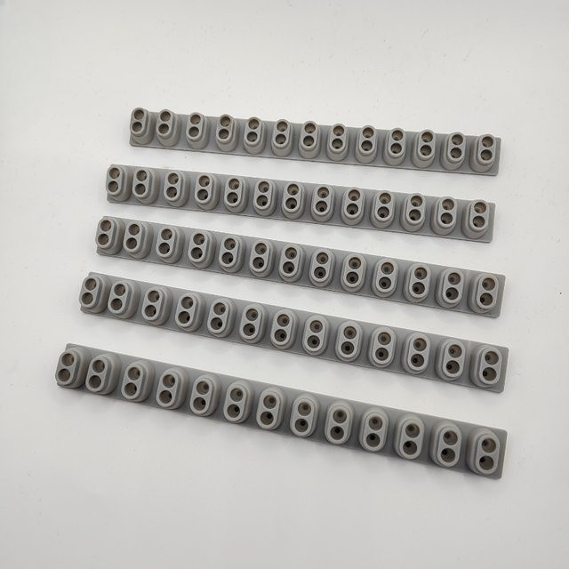 Yamaha Leitfähiges Schlüsselkontakt-Gummi-Tastenpad für PSR-290/293/295/E303/E313/E323/E403/E423 in Grau - Bild 1