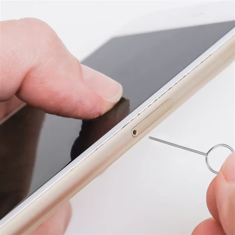 100 Stück SIM-Karten-Entferner Set in Silber als praktisches Werkzeug zum Auswerfen von SIM-Karten-Trays und Chips - Bild 2