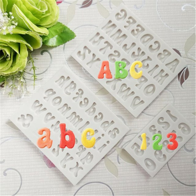 Silikonform für Alphabet Buchstaben und Zahlen zum Gießen in Grau und Weiß - Bild 1