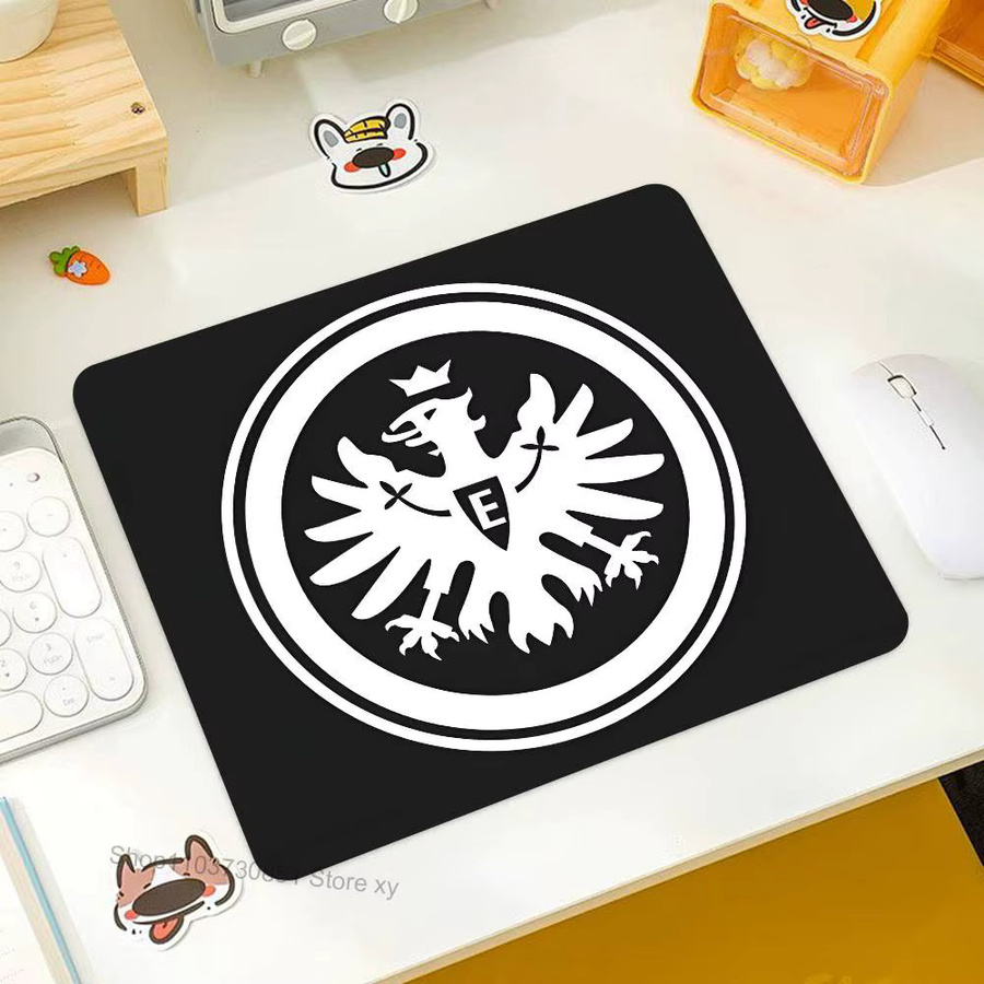 Mesuca Eintracht Frankfurt Mousepad LockEdge für Gamer, rechteckige Schreibtischunterlage mit rutschfester Gummibasis - Bild 3